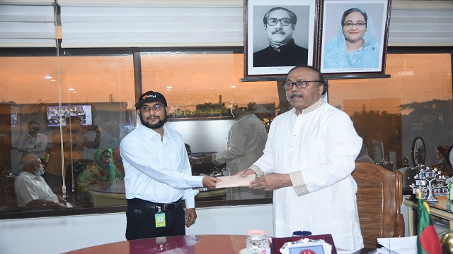 ৫০ হাজার টাকা দেন ফাস্ট এগ্রোভিট লিমিটেডের সেলিম মিঞাঁ