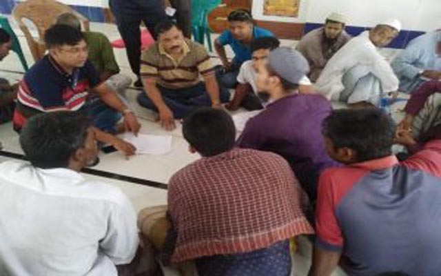 তাবলীগ সদস্যদের কথা শুনছেন প্রশাসনের দায়িত্বশীলরা