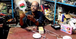 কর্মরত মাহমুদুন নবী বিপ্লব