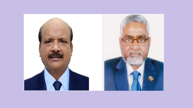 রামেবি উপাচার্য প্রফেসর ডা. এজেডএম মোস্তাক হোসেন ও পরীক্ষা নিয়ন্ত্রক প্রফেসর ডা. আনোয়ার হাবিব। ফাইল ছবি